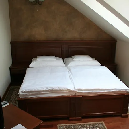 Hotel Nimrod Bioszalloda Es Bioetterem