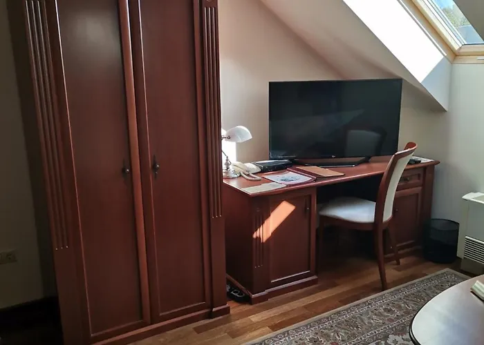 Hotel Nimrod Bioszalloda Es Bioetterem