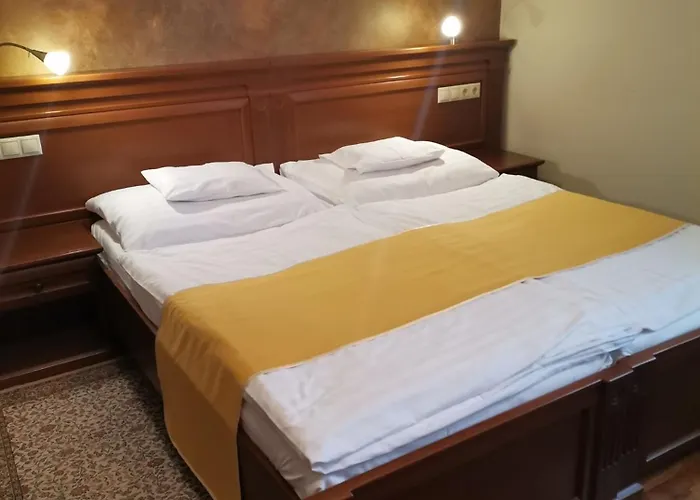 Hotel Nimrod Bioszalloda Es Bioetterem