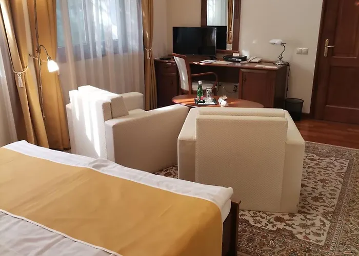 Hotel Nimrod Bioszalloda Es Bioetterem