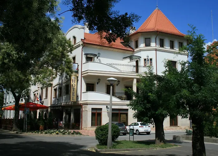 Hotel Nimrod Bioszalloda Es Bioetterem Karcag
