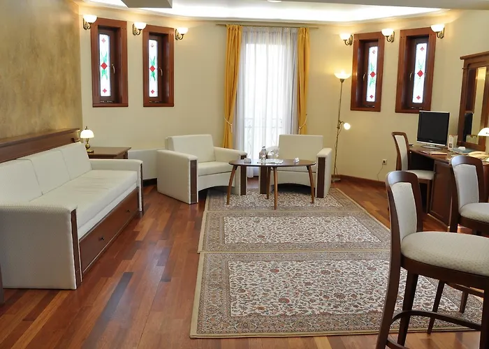 Nimrod Bioszalloda Es Bioetterem Hotel Karcag